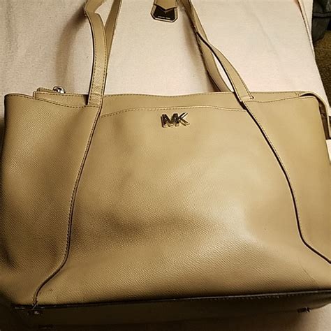 michael kors maddie large lg|Michael Kors Maddie Large Leather Tote Bag .